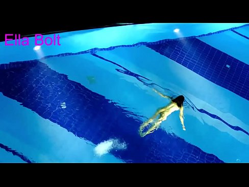 ❤️ මට නැරඹීම නැවැත්විය නොහැක, තරුණ රන්වන්තිය ELLA BOLT නිවාඩු නිකේතනයේ තටාකයේ නිරුවතින් පිහිනීමට හසු විය ☑ ගෙදර හැදූ අසභ්‍ය දර්ශන si.chancel.top ️❤